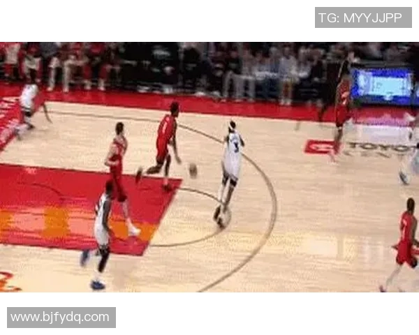 2017年火箭队与森林狼队激战回顾精彩瞬间与关键时刻分析 2017年火箭队与森林狼队激战回顾精彩瞬间与关键时刻分析