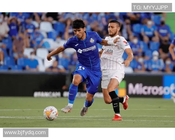 巴塞罗那与赫塔菲的进球大战精彩回顾与分析 巴塞罗那与赫塔菲的进球大战精彩回顾与分析