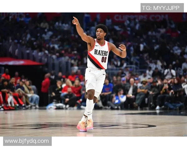 斯库特亨德森:新一代篮球天才的崛起与未来展望 斯库特亨德森:新一代篮球天才的崛起与未来展望