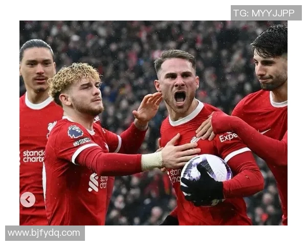 利物浦与曼城激战后球员与教练的精彩赛后采访回顾