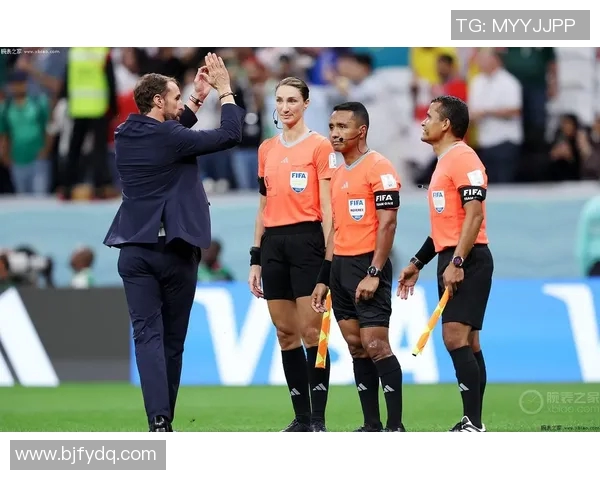 美国男篮与土耳其争夺冠军荣耀的决赛之战精彩回顾与分析